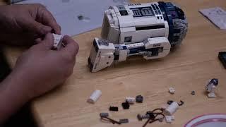 R2-D2 LEGO Build