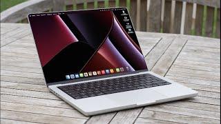 MacBook Pro 14" M1 Pro Review: Sollte man es jetzt noch kaufen? -deutsch