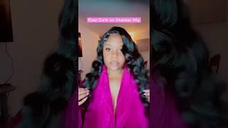 Easy curls look at how bouncy they are #softcurls #gluelesswig #howtocurlhair #trending #beginners