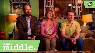 The Hecks Meet The Fergusons! - The Middle 8x19