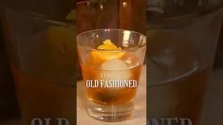 Classic Old Fashioned | Wedding & Event Specialty Cocktails #cocktails #weddingcocktails