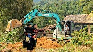 Leveling the land to create a foundation and expand the farm, life homeless mother and child