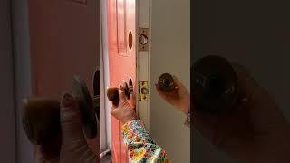Love the Kwikset Halo Select Smart Lock & Prava handle! #THDKwikset #HomeDepotPartner @HomeDepot