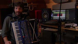 Dark Island on Vignoni Philarmonic 2SC piano accordion