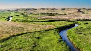 The Authentic Beauty Of Canada's Grass Lands