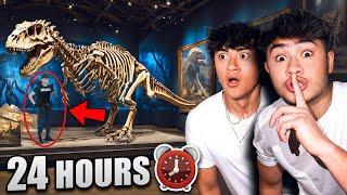 24 HOUR OVERNIGHT CHALLENGE in MUSEUM!