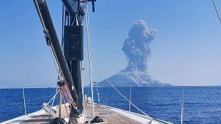 Nonton SAAT gunung berapi Stromboli meletus! (03/July/2019)