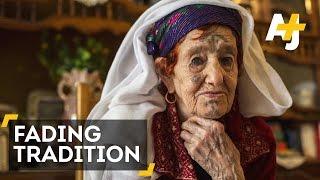 Tattoo Traditions Of Algeria's Amazigh Fading Because Of Religious Beliefs