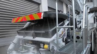 Putzmeister: New option for concrete pumps. The automatic hopper cleaning