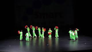 Smart Learning Center -- 3rd Grade Red Lantern Dance 红灯笼舞