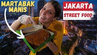 Cheap Indonesian Street Food in Jakarta  Martabak Manis, Pisang Goreng!