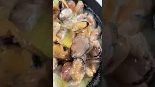 Лучшие блюда на сковороде. Мидии, смотреть со звуком #жарим #вкусняшка #рецепт #морепродукты