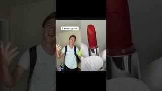 #greenscreen best way to get free drinks #tiktokcomedy #funny #laugh #drinks #foryou