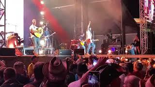 Old dominion performs at WYRK taste of country