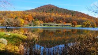 Blue Ridge Parkway Fall Color Drive - Leaf peeping along the Blue Ridge Mountains (Virginia side)