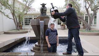 Gareth Edwards Accepts the Ice Bucket Challenge