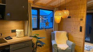 50 qm Mikrohaus. Holz trifft auf modernes Design #microhouse #tinyhouse #minimalism