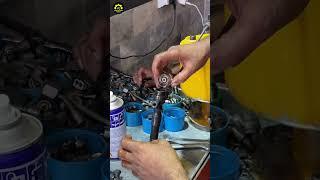 car diesel fuel injector testing #viral_video #shorts #dieselpump #repair