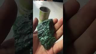 水沫翡翠共生的翡翠料子，出不來翡翠證實的 #翡翠 #jade #玉 #缅甸翡翠 #翡翠直播 #玉石 #翡翠價格 #翡翠玉 #jadeite #珠寶