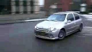 Renault Clio Sport drifting