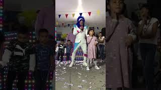 Concurso de TikTok.  Niña nos sorprende bailando. #ChilinYPikin 