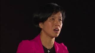 How Knowing Nothing Can Be Great Advantage | Amy Chan | TEDxCUHK