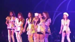 [FANCAM] 131110 SNSD GG World Tour in Hong Kong - Genie (主拍Yoona)