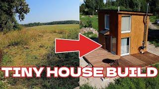 Couple Builds a House in 33 Minutes