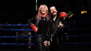 Ricky Warwick - Don't Leave Me in the Dark (feat. Lita Ford) [Official Video]