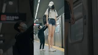 #tinyman #fetish #tallgirls #tallwomen #tallwoman #giantess #tallgirl