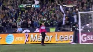 Kasey Keller save barage (dubbed with Arlo White's radio call)