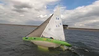 Dolphin Consulting 2.4mR CERE SAILING TEAM na Nechranicích