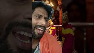 vah cut jaaye sangathan ke Sharan mein baith kar Dekho Bajrangi ke Charan mein