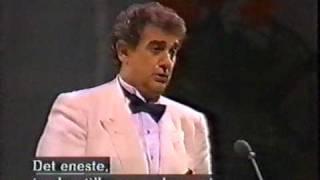 Placido Domingo sings E lucevan le stelle