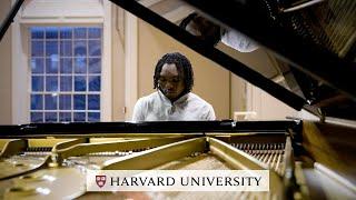 Timi Esan ’27 Performs Auld Lang Syne at Harvard's Paine Concert Hall