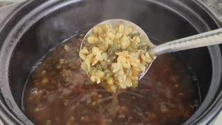 When cooking mung beans, just add one more step before cooking, and it will be soft and blooming in