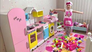 ELİF'S GİANT KITCHEN and TOY KITCHEN - Play with Giant Kitchen and Kitchen Toys