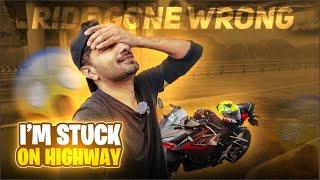 STUCK IN HEAVY RAIN | PAKISTANI MOTOVLOGER IN MALAYSIA | ZS MOTOVLOGS