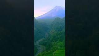 Pantau Merapi Dari Dekat Via Drone @jogjamlakumlaku #mountain #merapiterkini #erupsigunungmerapi