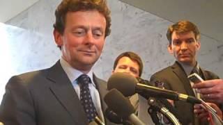 Buzz video: BP CEO Tony Hayward meets the press