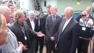 Sig Hansen meets King Harald V of Norway, speaks Norwegian (English subs)