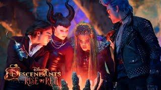 Descendants The Rise Of Red 2024 Movie explained in Hindi Urdu