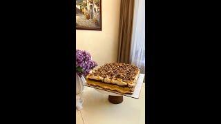 Discover the 7 Secrets to Baking the Fluffiest Snickers Cake Ever! 