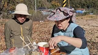 가을이니까 캠핑 감성^^ 해산물 잔뜩사서 집밥 한상 차리기! / Autumn Camping Eating Show in Korea