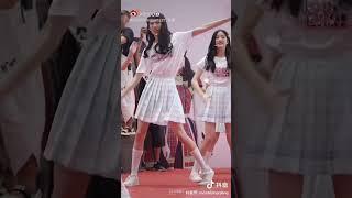 INTO1 林墨| Linmo Dress as a girl and dancing on stage | jk女装女团舞