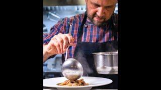 lezione di cucina con lo chef Emiliano Gusella del Ristorante Öosteria di Genova