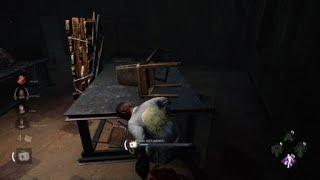 Running circles around the Huntress | Dead by Daylight