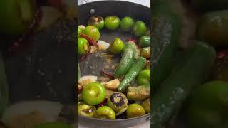 Salsa Verde  #freddsters #foodie #cooking #asmr #salsa #salsaverde #mexican #salsas