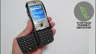 Sierra Wireless Voq A11 - the folding keyboard Windows Mobile phone