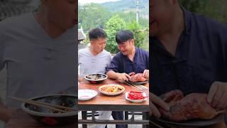 माेटेले चिकन खायाे | #video #funny #comedy #shorts #nepali #chinesefood #viralvideo #shortvideo